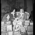 Christmas gifts for foreign students, Storrs, 1945